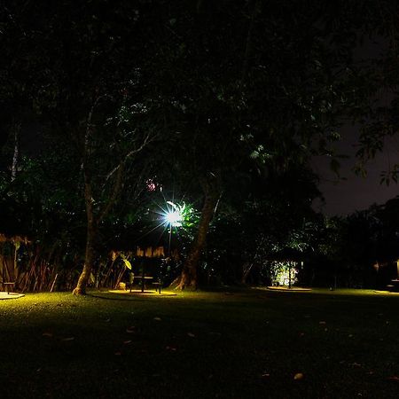 Augusta Sukabumi Hotel מראה חיצוני תמונה