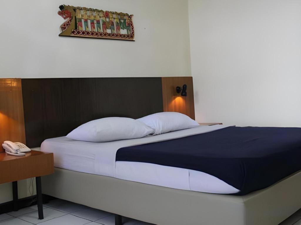 Augusta Sukabumi Hotel מראה חיצוני תמונה