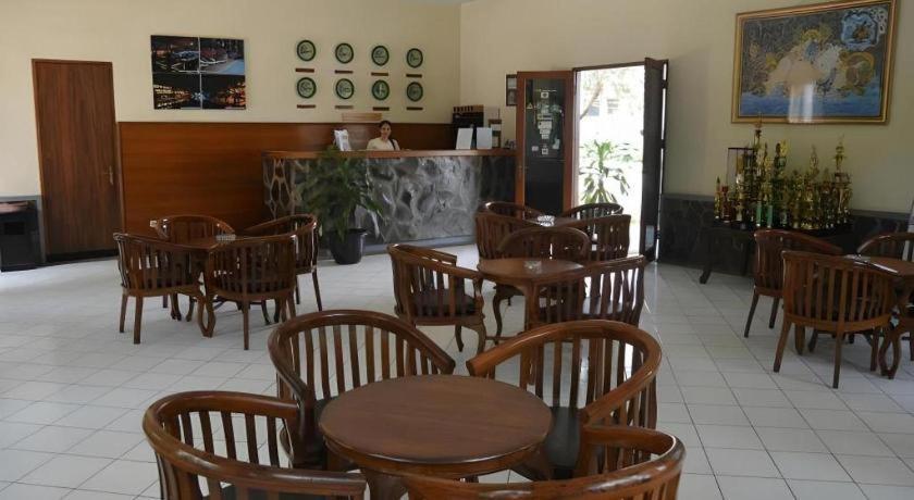 Augusta Sukabumi Hotel מראה חיצוני תמונה