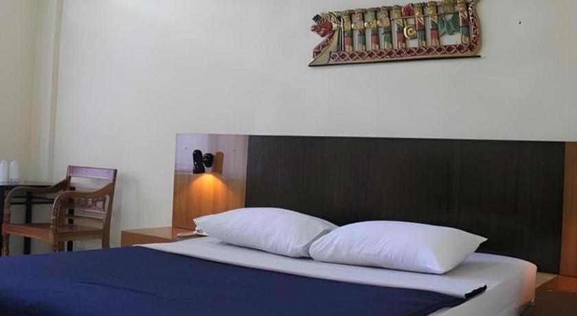 Augusta Sukabumi Hotel מראה חיצוני תמונה